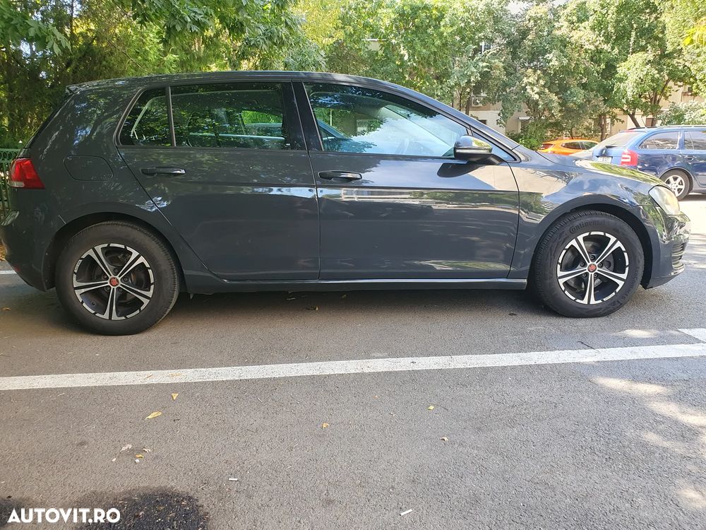 Volkswagen Golf 1.6 TDI DPF BMT Trendline - 30