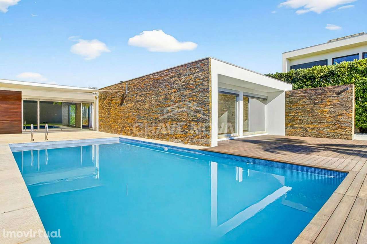 Moradia T4+1 Isolada com piscina aquecida salgada, em Labruge - Grande imagem: 2/25