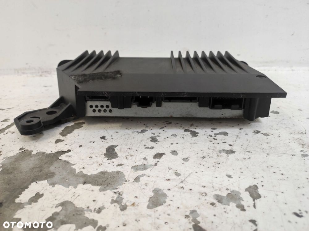 wzmacniacz radia audio volvo v90 ii 2 - 2