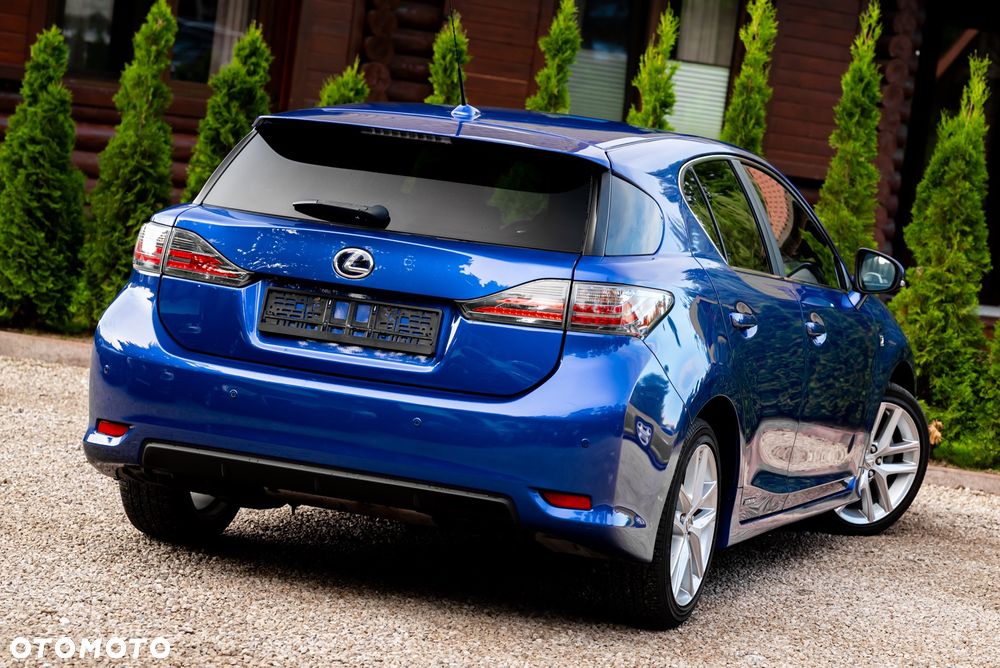 Lexus CT 200h F Sport - 9
