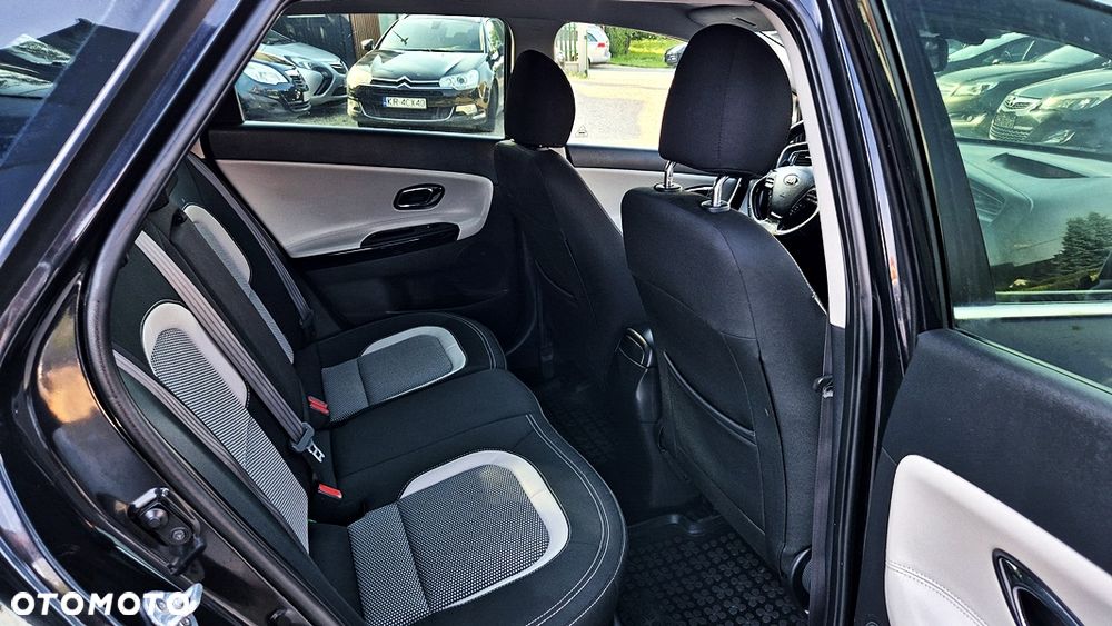 Kia Ceed 1.6 GDI XL - 32