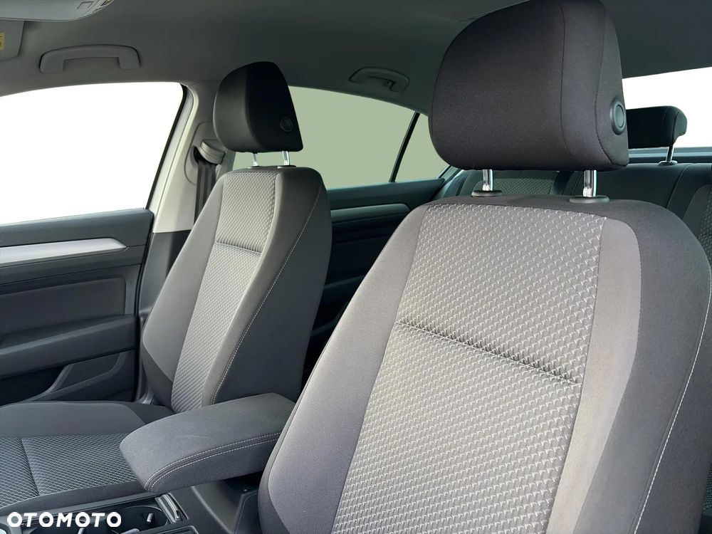 Volkswagen Passat 1.5 TSI EVO Business DSG - 11