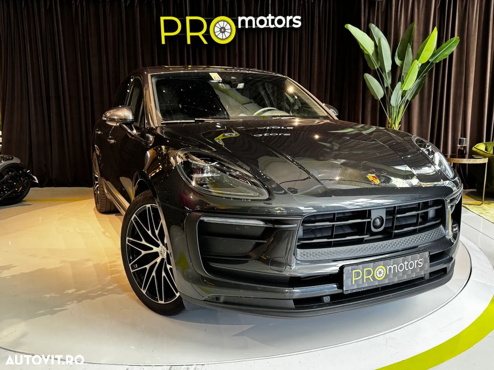 Porsche Macan Standard - 1
