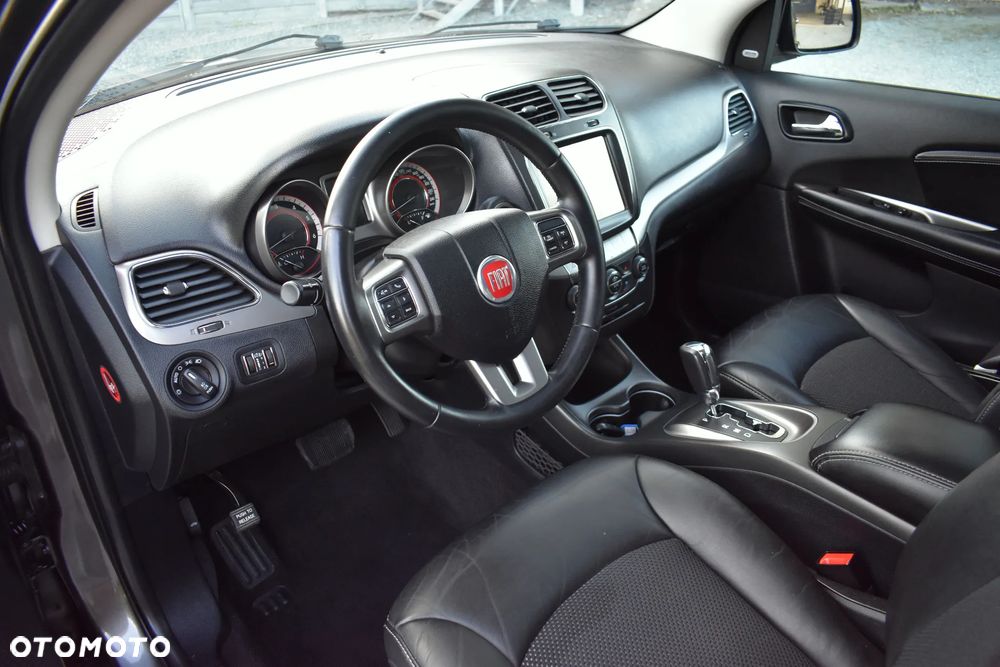 Fiat Freemont 2.0 Multijet 16V DPF Automatik Allrad Cross - 24