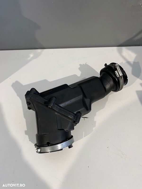 Rezonator turbo Volvo XC90 S60 V70 XC70 2003-2013 30740895 30740896 - 1