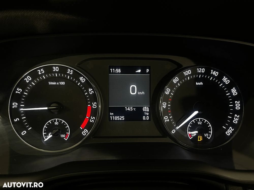 Skoda Octavia 2.0 TDI DSG Ambition - 29