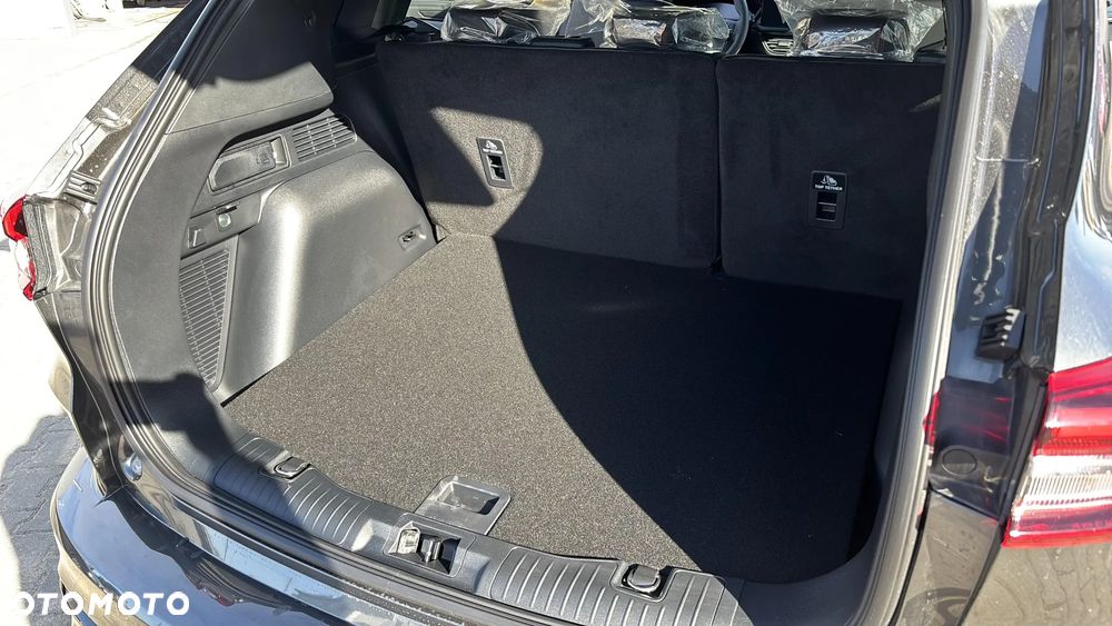 Ford Kuga 2.5 FHEV FWD ST-Line X - 15