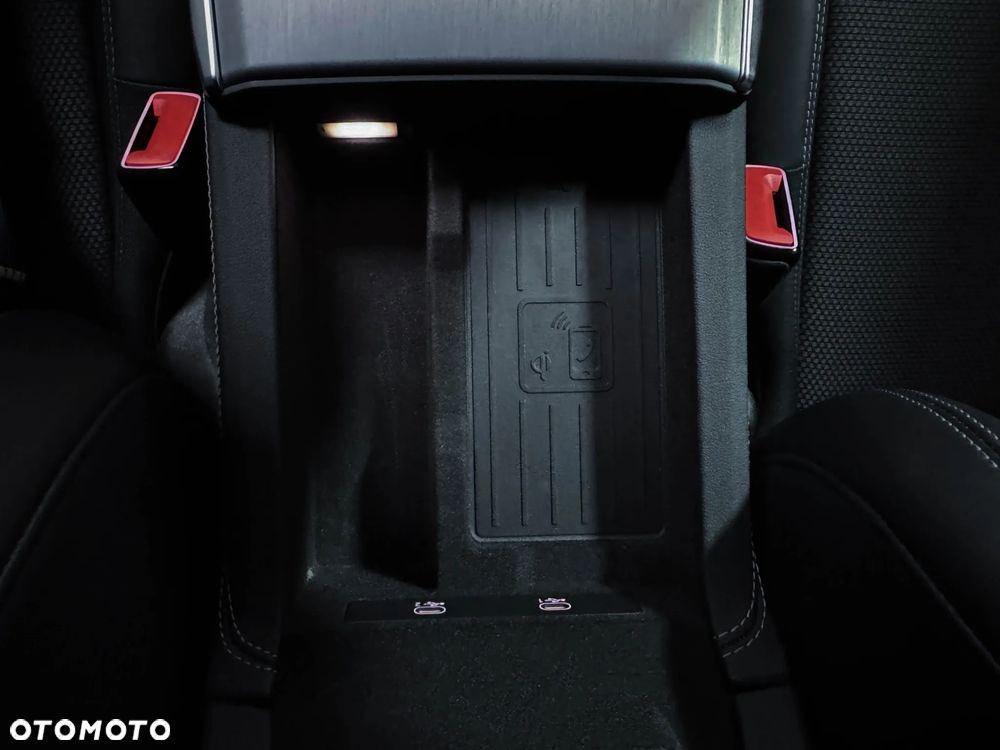 Audi A6 Avant 40 TDI quattro S tronic S line - 26