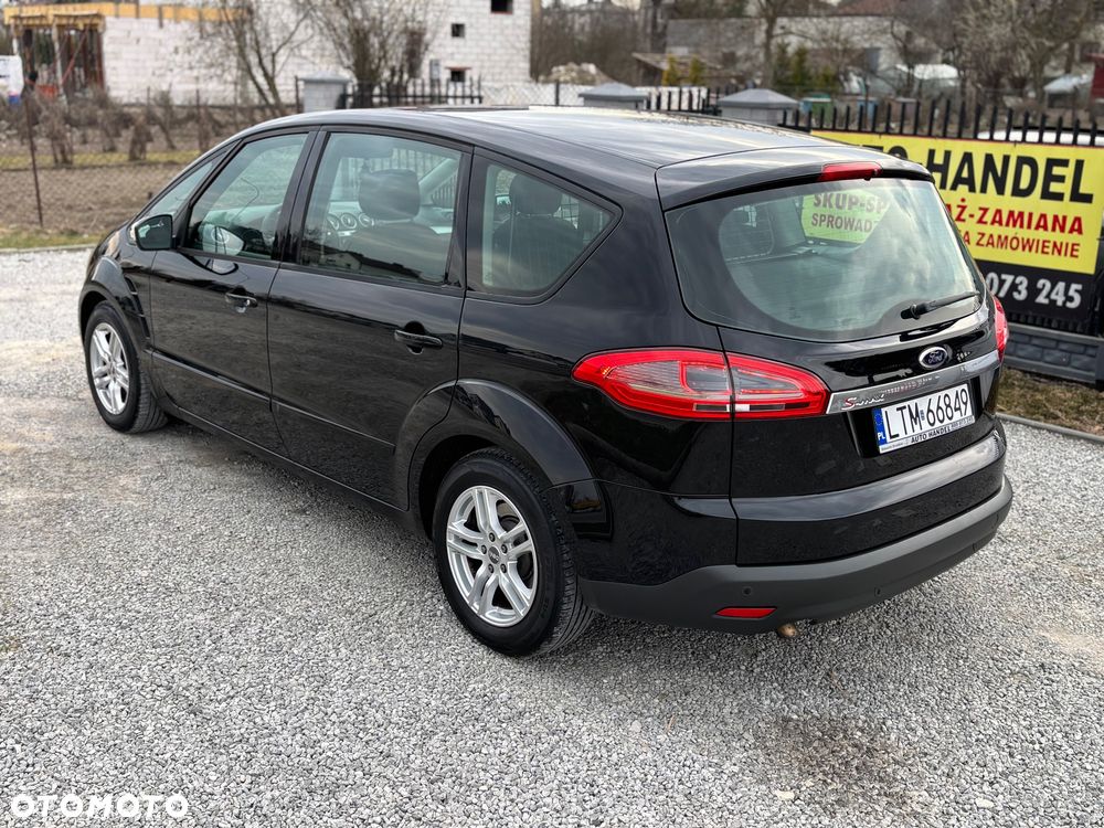 Ford S-Max - 21