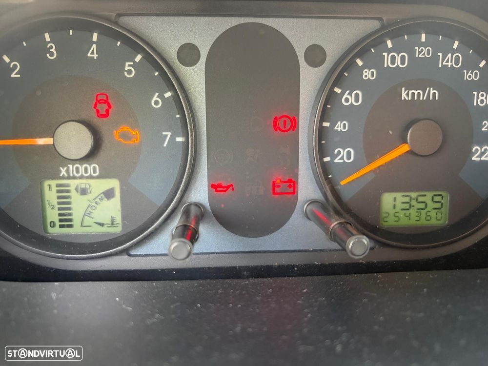 Ford Fiesta 1.4 Ghia - 10