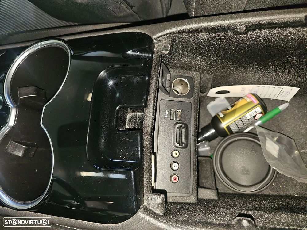 Ford Mondeo SW 1.6 TDCi Titanium - 16