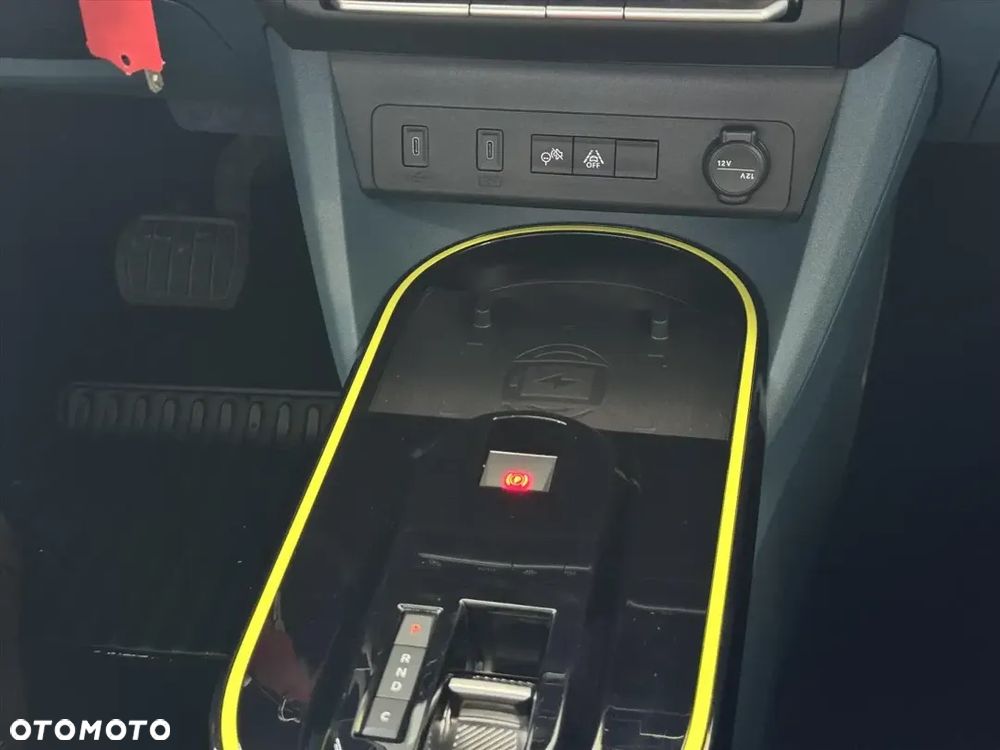 Fiat Grande Panda 1.2 mHEV La Prima eDCT - 7