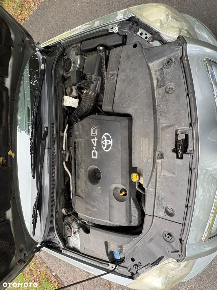 Toyota Avensis 2.0 D-4D Luna - 5