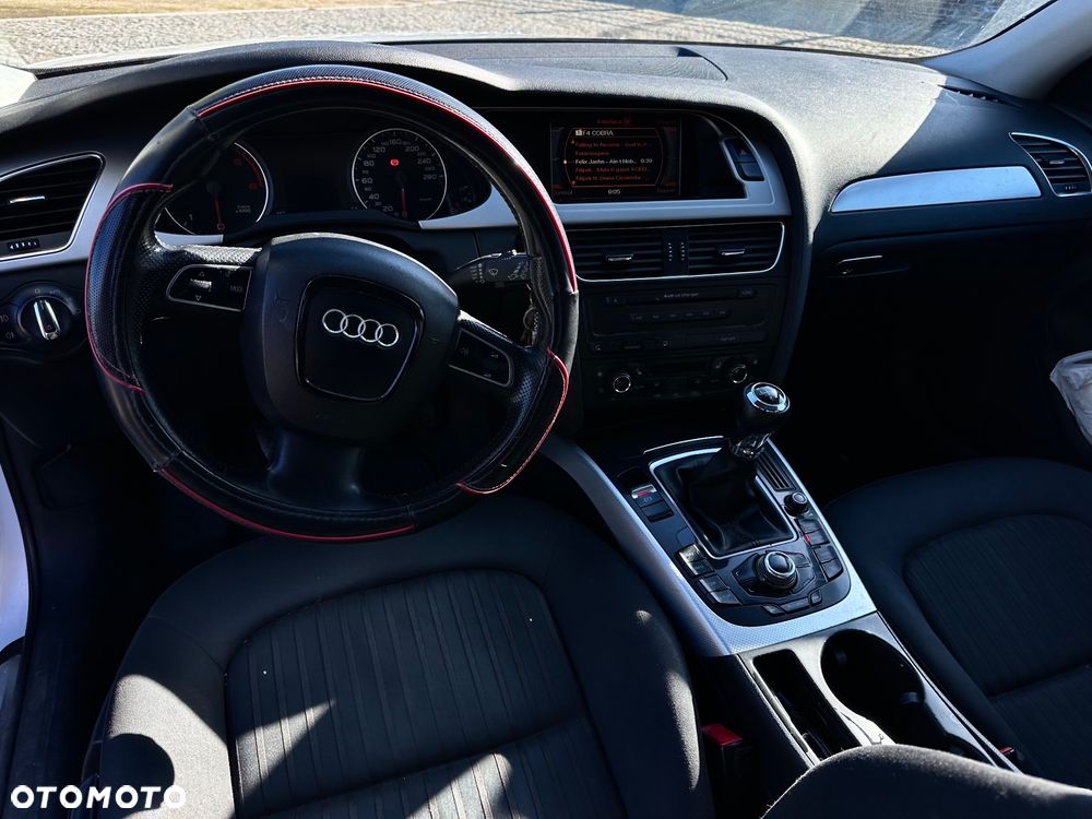 Audi A4 Avant 2.0 TDI - 9