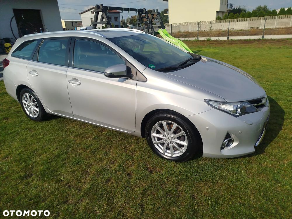 Toyota Auris - 8