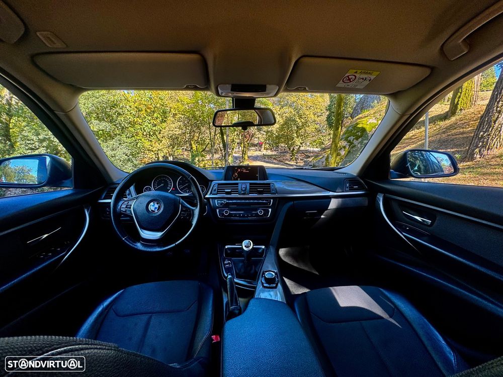 BMW 318 d Line Luxury - 10