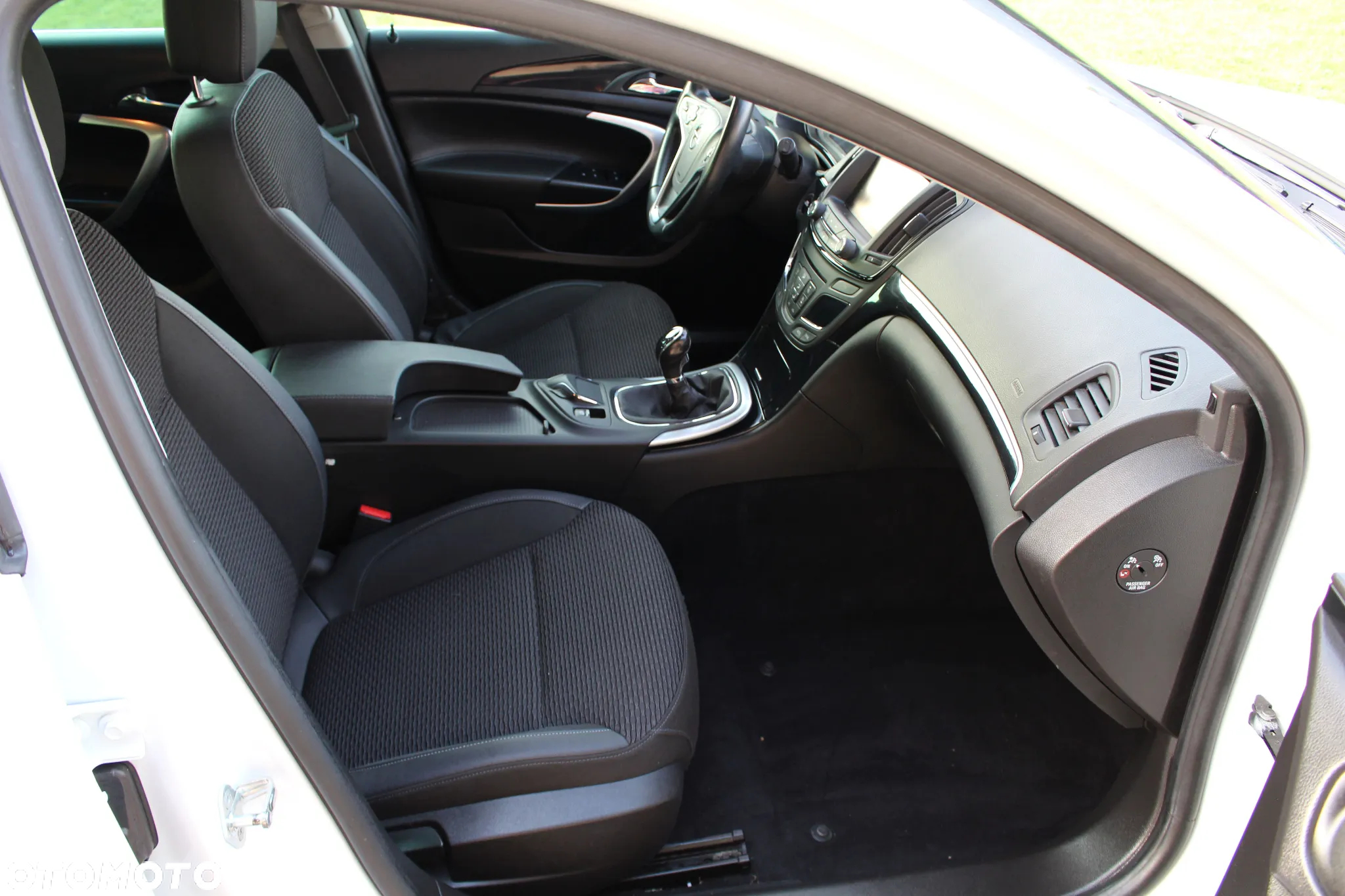 Opel Insignia 2.0 CDTI Cosmo S&S - 14