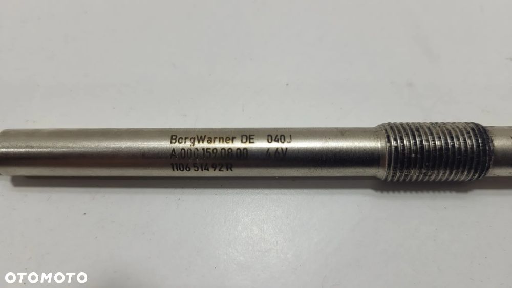 ŚWIECE ŻAROWE KOMPLET A0001590800 MASTER MOVANO NV400 - 4