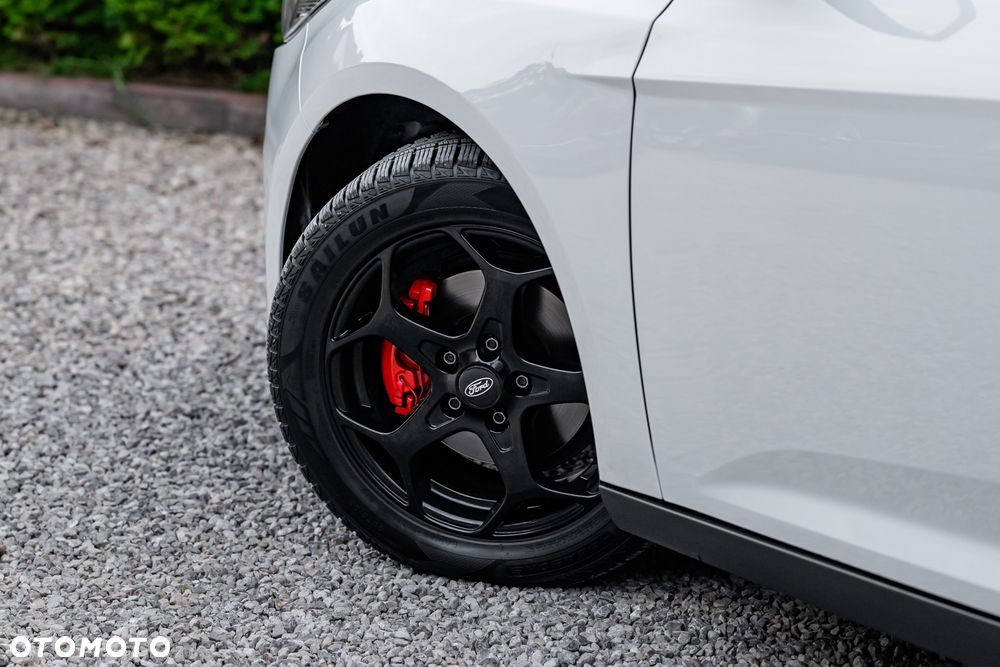 Ford Focus 1.0 EcoBoost Trend - 10