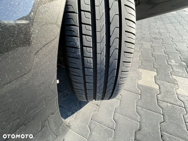 BMW Seria 5 520d Luxury Line - 22