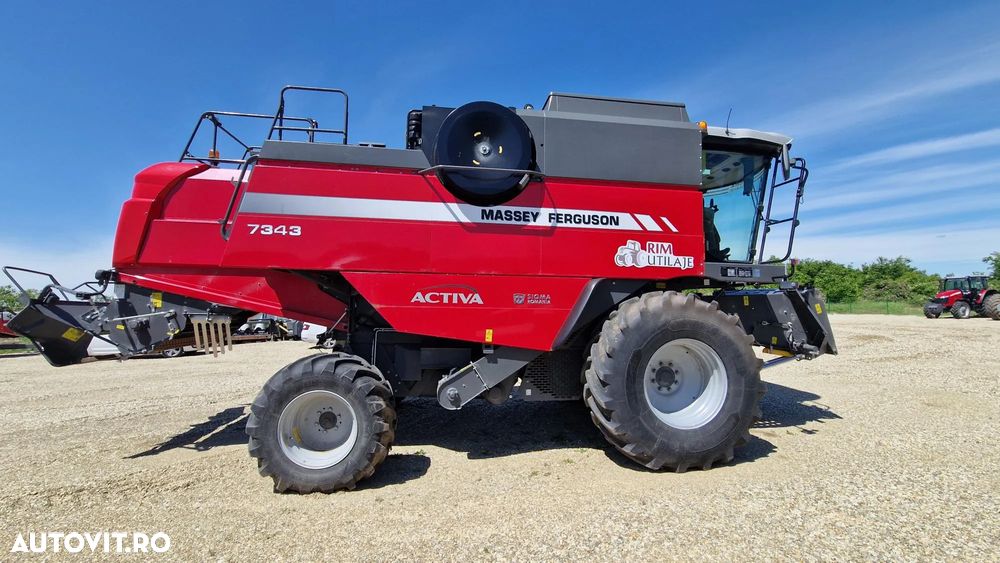 Massey Ferguson MF7343 ACTIVA STAGE 5 COMBINA AGRICOLA - 6