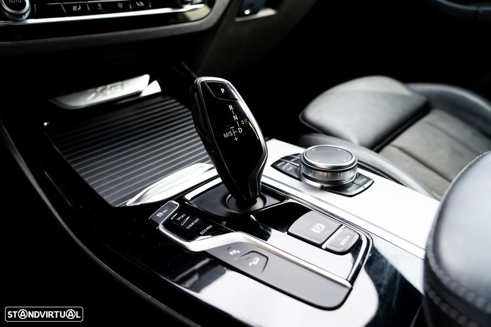 BMW X3 20 d xDrive xLine - 12