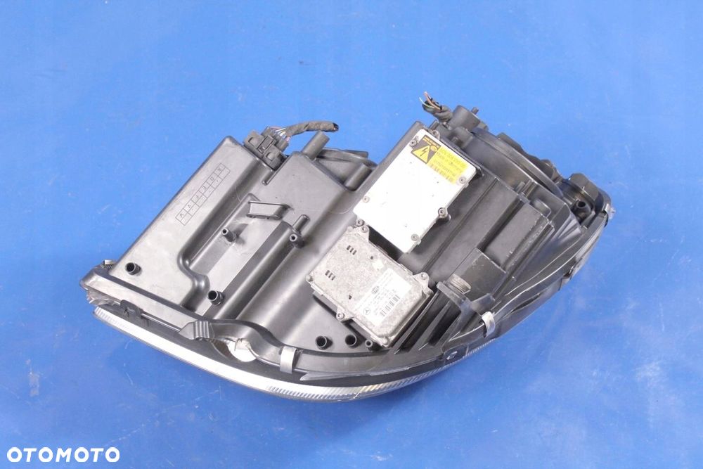 XENON REFLEKTOR PRZÓD PRAWY MERCEDES CLS W219 06r - 8