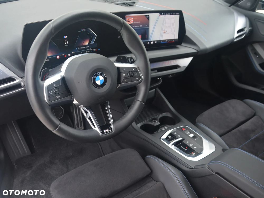 BMW Seria 1 120 mHEV - 6