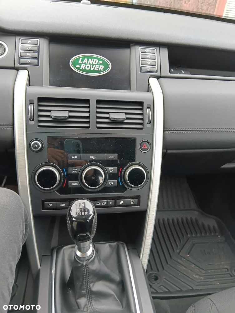 Land Rover Discovery Sport TD4 SE - 17