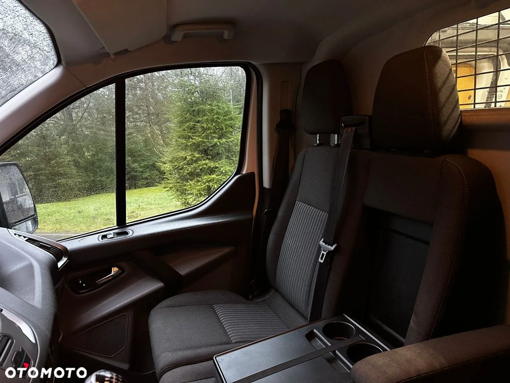 Ford transit custom - 11