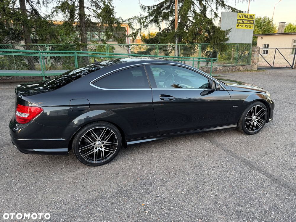 Mercedes-Benz Klasa C 180 BlueEFFICIENCY 7G-TRONIC - 7