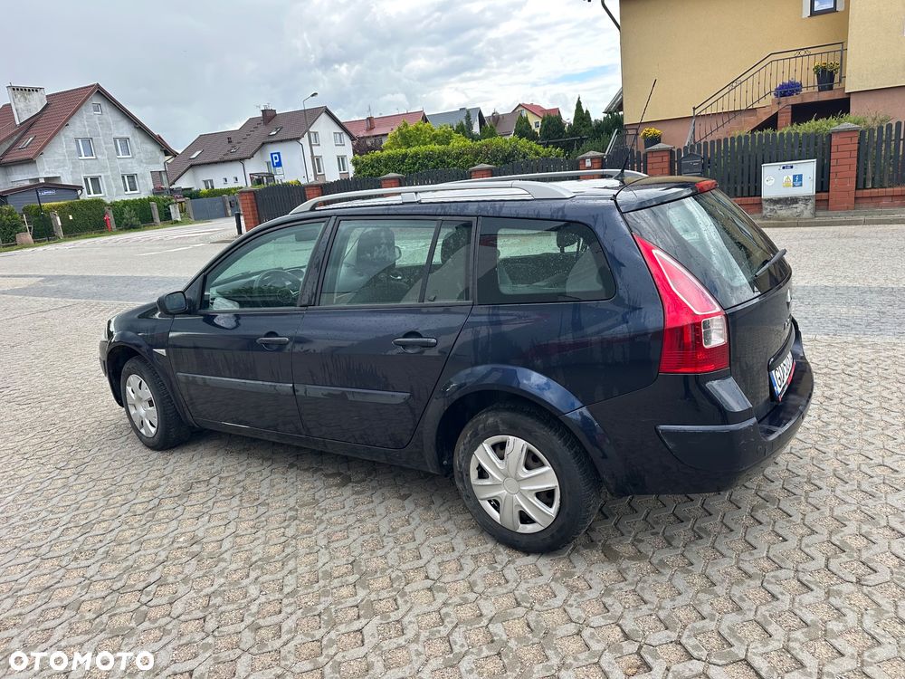 Renault Megane 1.5 dCi Expression - 8