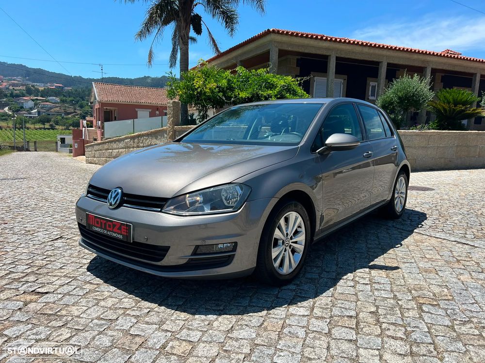 VW Golf 1.6 TDi Confortline DSG