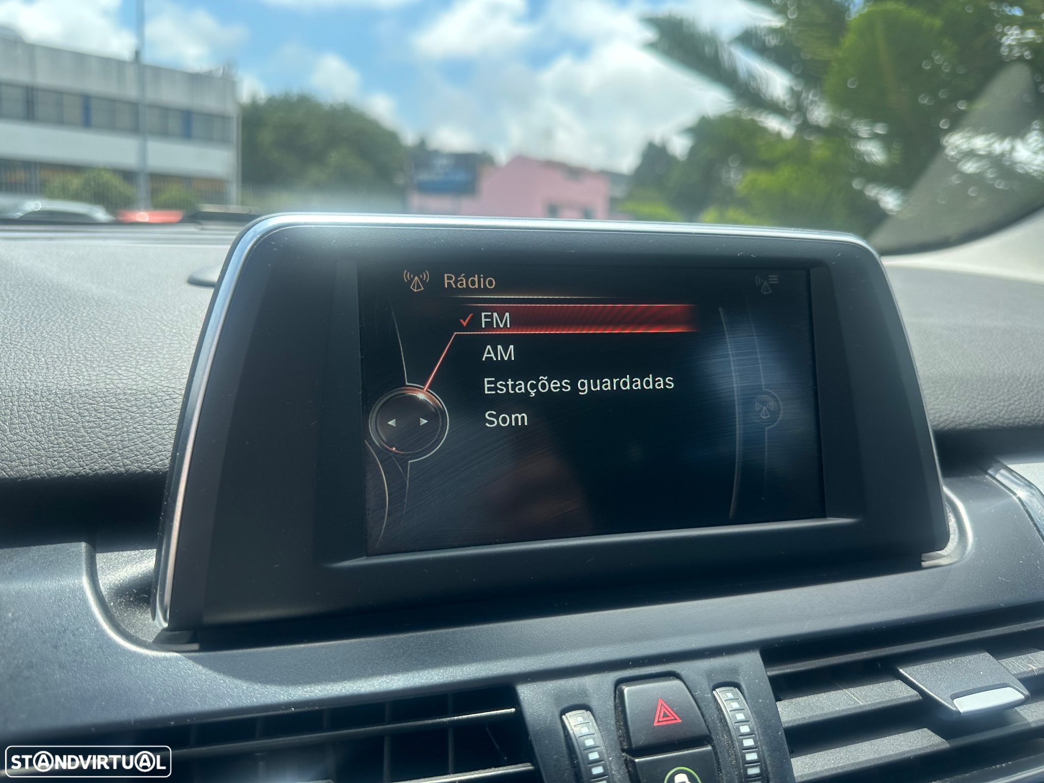 BMW 216 Gran Tourer d - 32