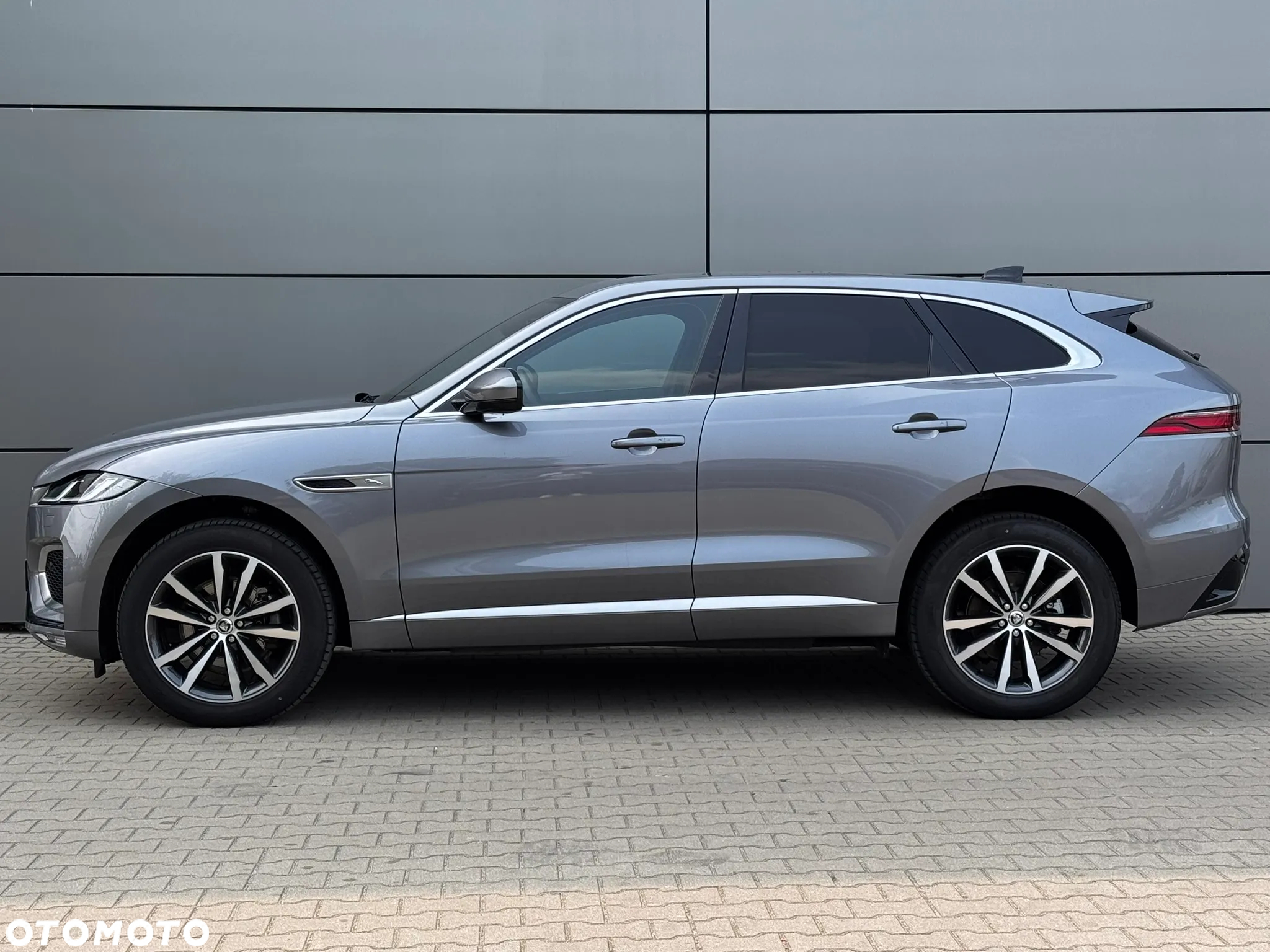 Jaguar F-Pace - 3
