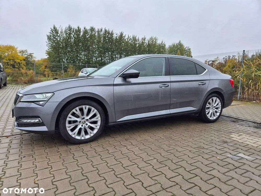 Skoda Superb 2.0 TSI Style DSG - 28
