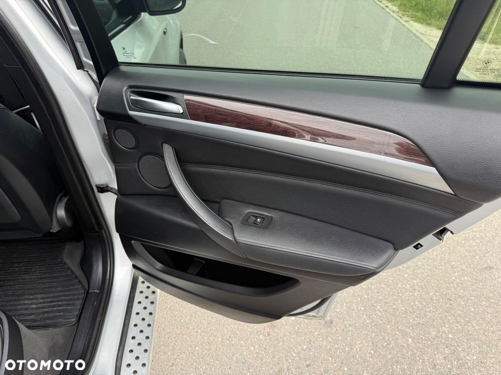 BMW X6 - 18