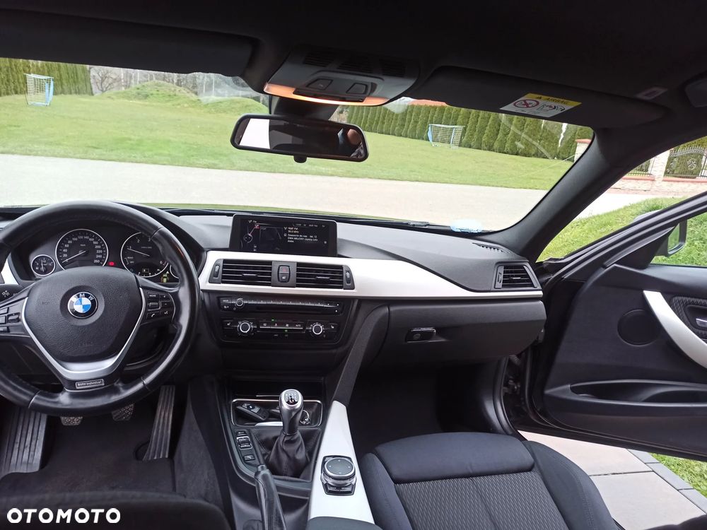 BMW Seria 3 - 17