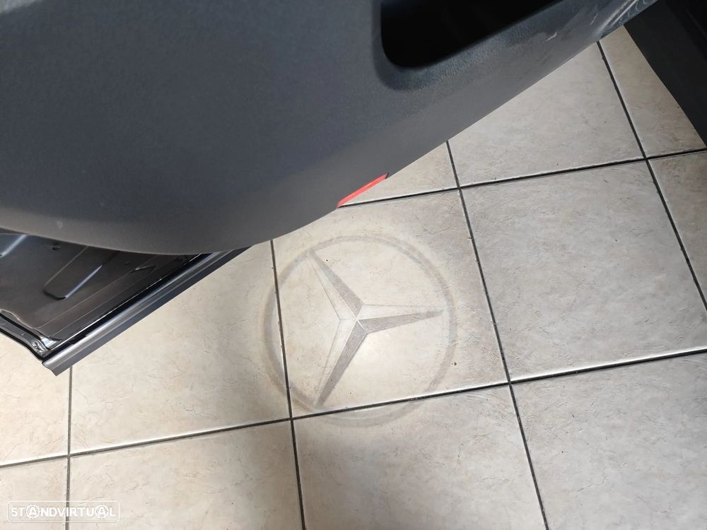 Mercedes-Benz EQA 350 4Matic Progressive - 22