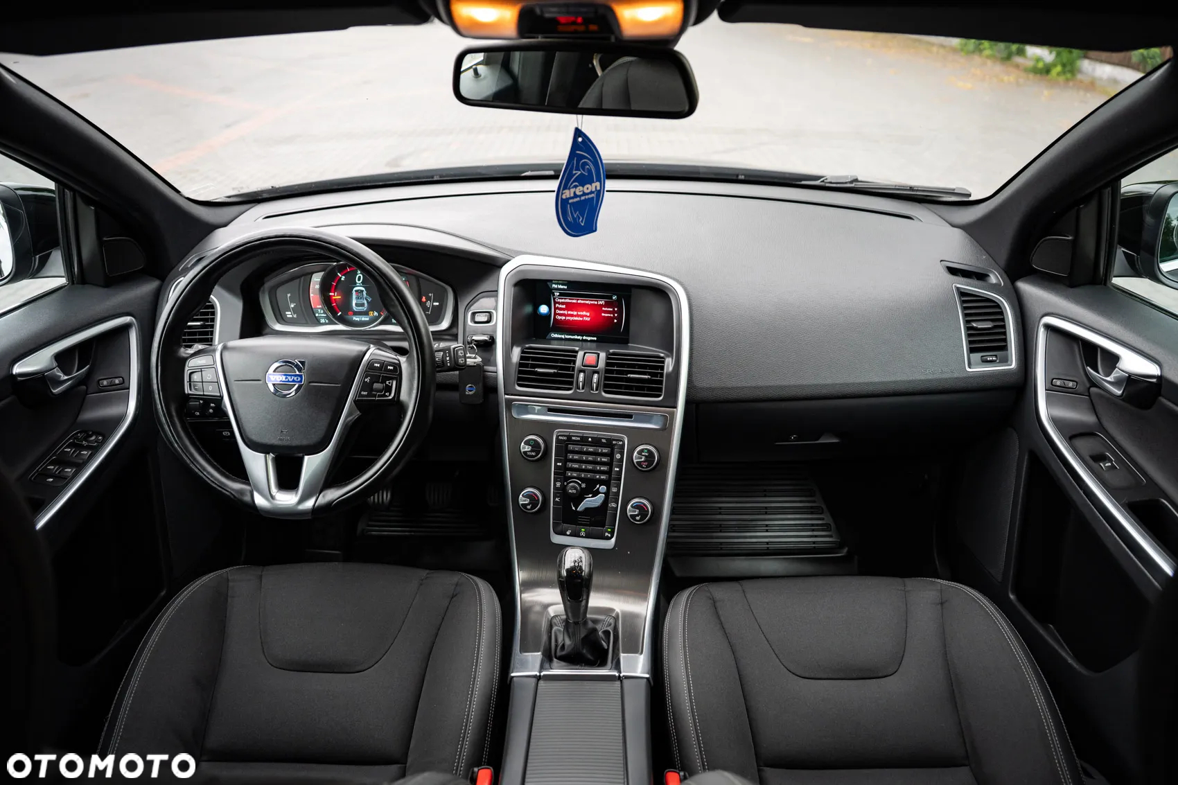 Volvo XC 60 D4 Momentum - 20