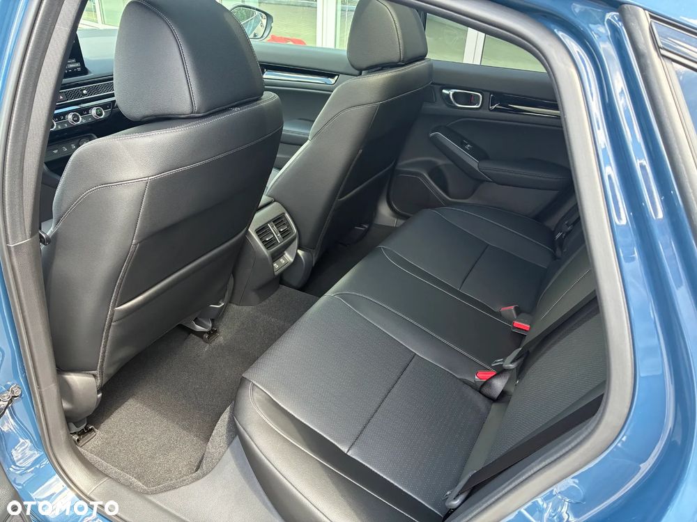 Honda Civic 2.0 i-MMD eHEV Advance CVT - 23