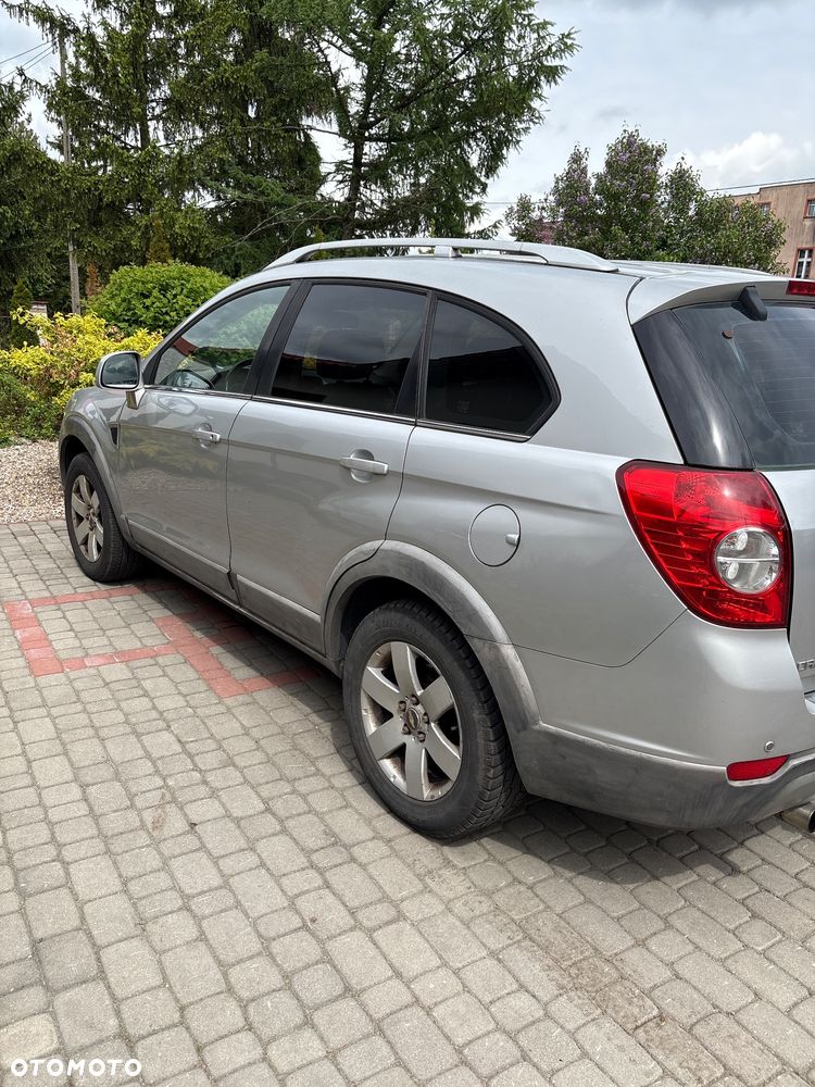 Chevrolet Captiva 2.4 LS - 9