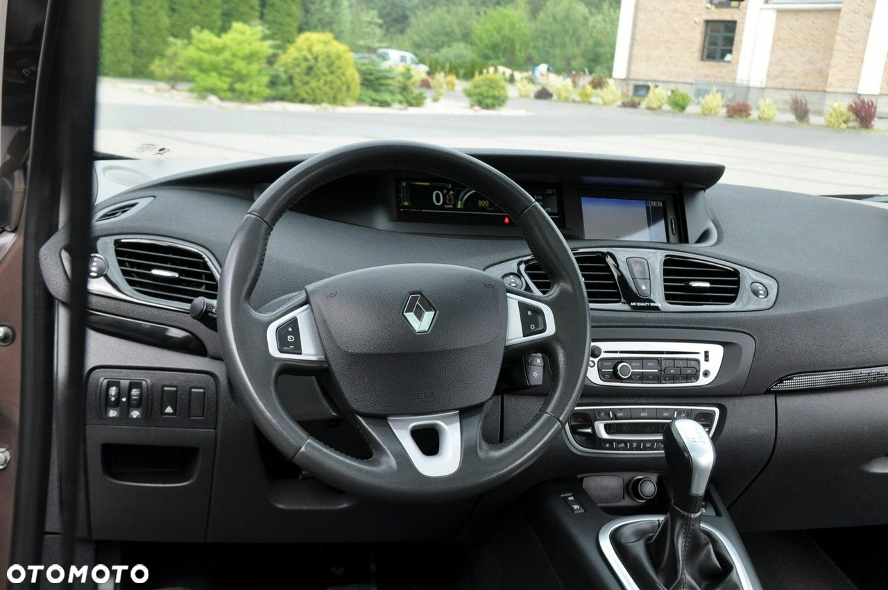 Renault Scenic - 31