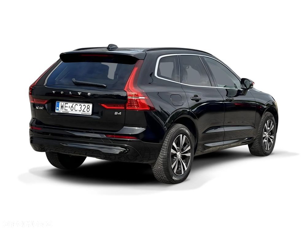 Volvo XC 60 B4 D Momentum Pro - 7