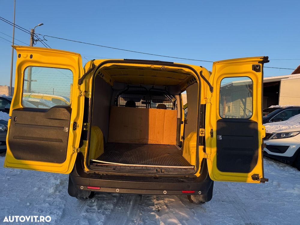 Fiat Doblo - 32