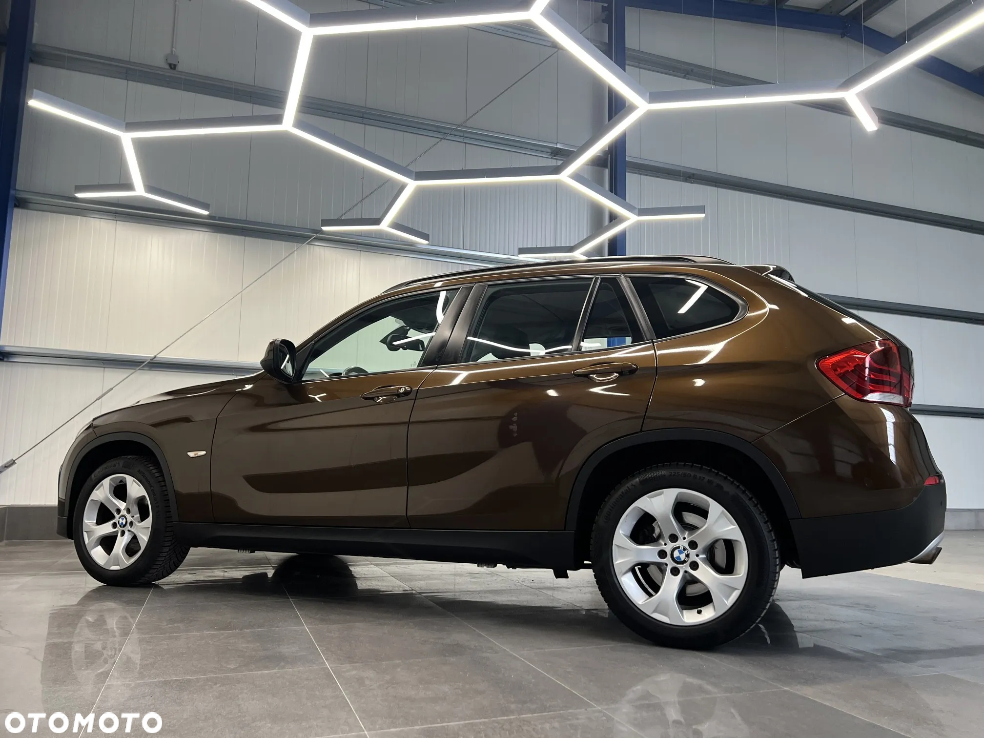 BMW X1 sDrive20d - 14