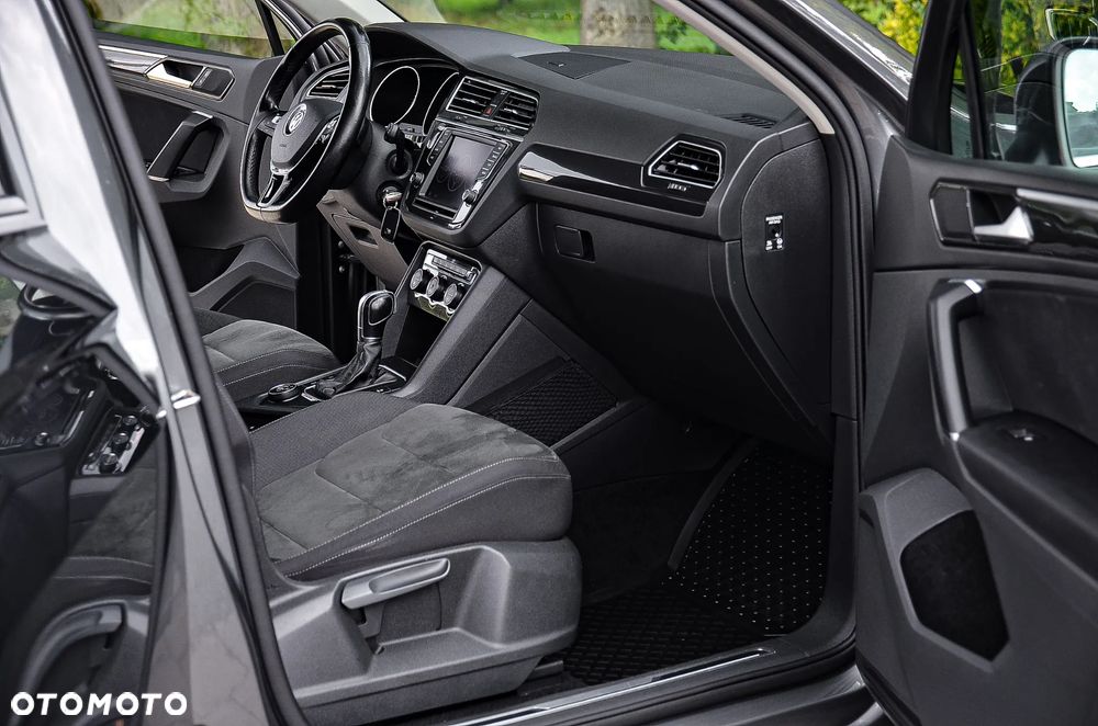 Volkswagen Tiguan 2,0 TSI OPF 4Motion DSG R-Line - 27