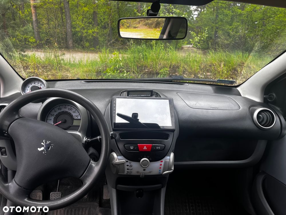 Peugeot 107 - 8