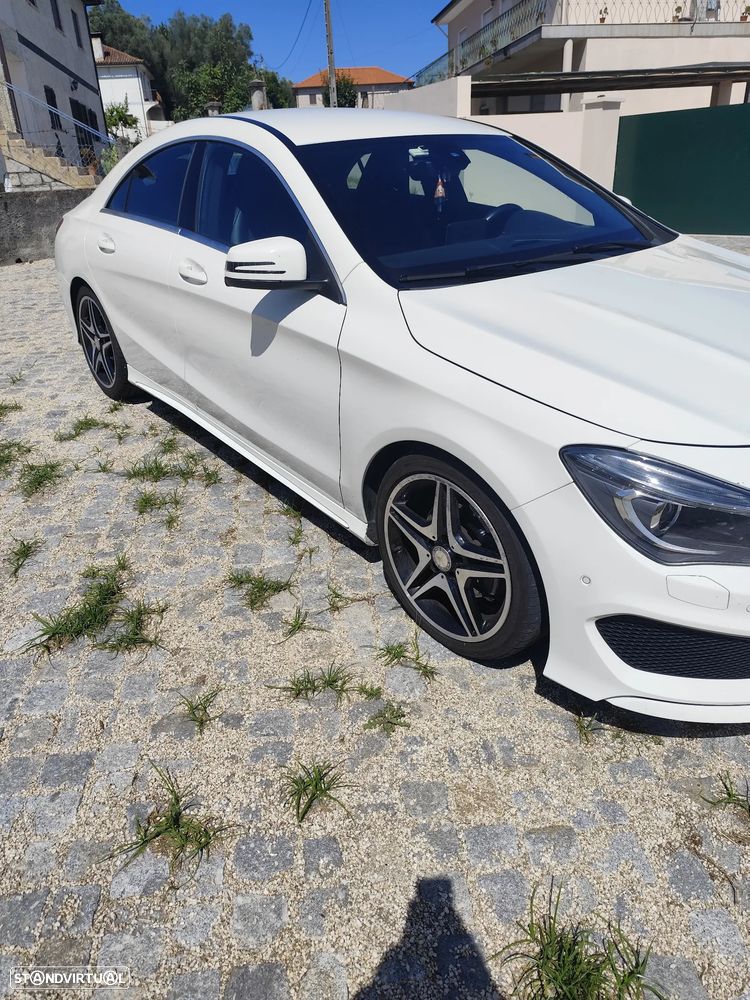 Mercedes-Benz CLA 200 d AMG Line - 4