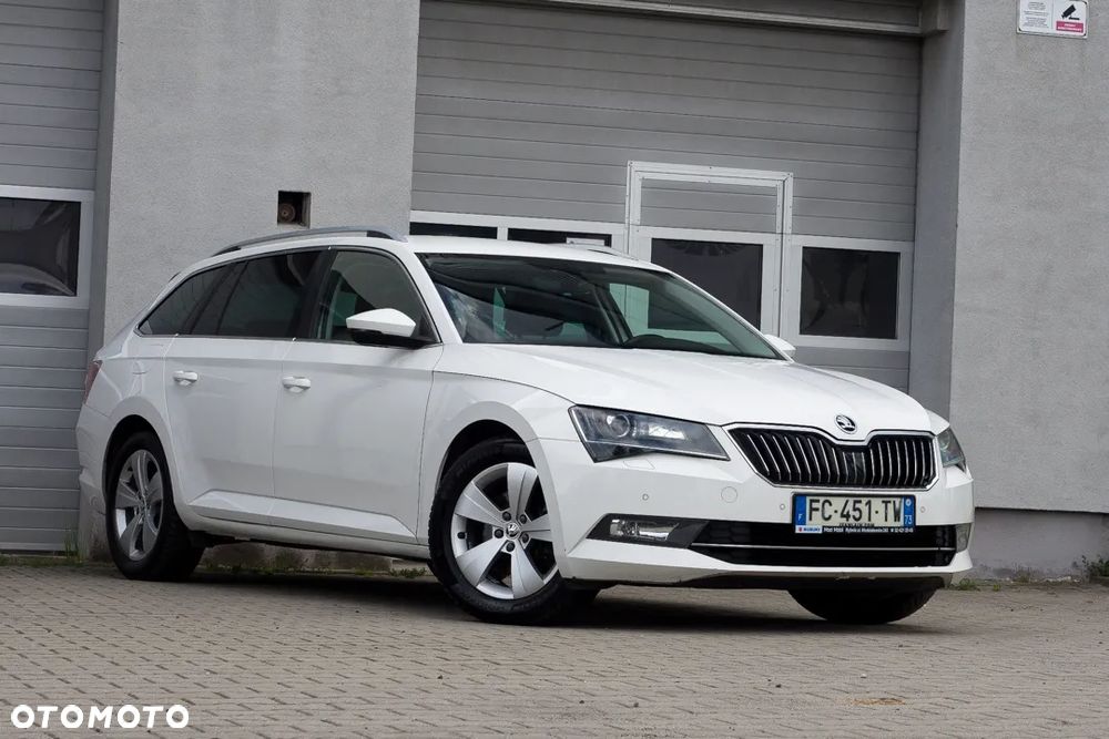 Skoda Superb 1.6 TDI Ambition - 2